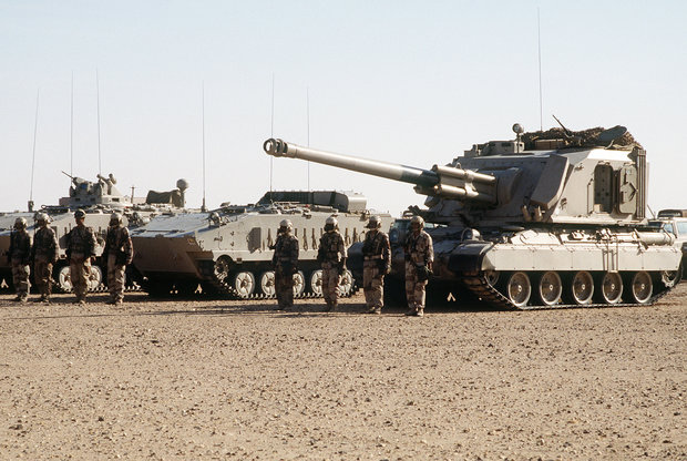 AuF1_and_AMX-10P_(Royal_Saudi_Land_Force).JPEG