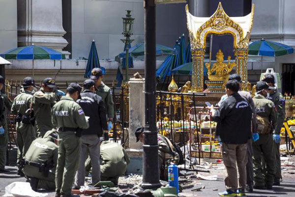 تداوم اقدامات پلیس تایلند برای شناسایی مظنونان بمبگذاری