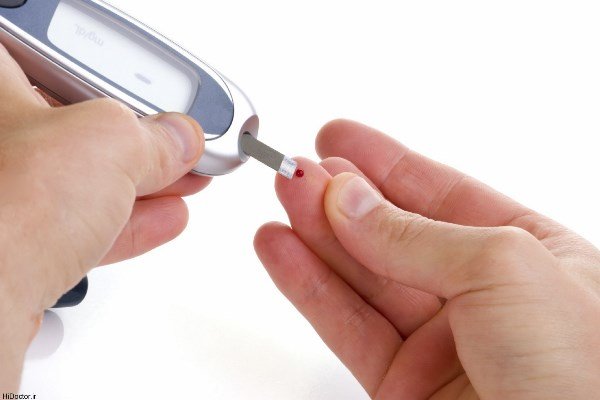 اندازه‌گیری داروی ضد دیابت بانانوحسگر ایرانی