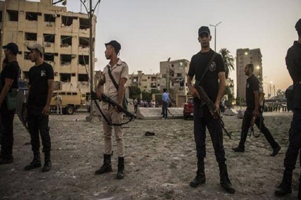 محاکمه ۱۶ مصری به اتهام وابستگی به داعش