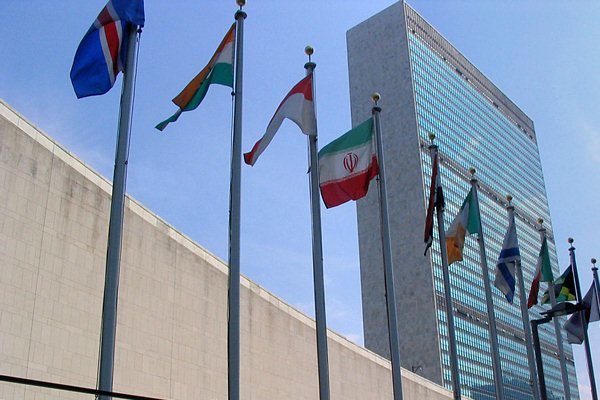 اهتزاز پرجم فلسطین در مقابل سازمان ملل رای آورد