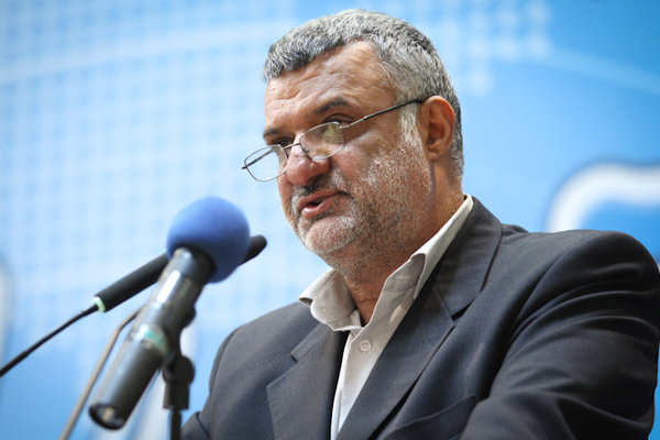 ابراز شگفتی وزیر جهاد کشاورزی از عدم پذیرش بیمه زنبورداران حجتی وزیر جهاد کشاورزی