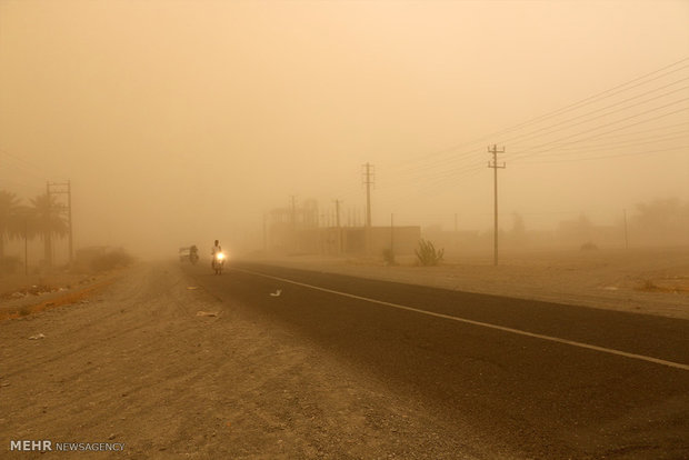 خوزستان رنگ خاک به خود گرفت/ گرد وغبار در ۶ منطقه استان