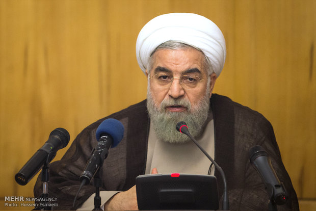 روحانی: ستاد اقتصاد مقاومتی به زودی تشکیل می‌شود