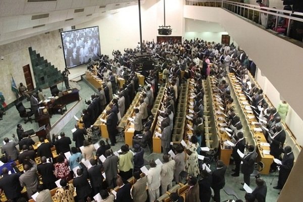 پارلمان سودان جنوبی توافق صلح با شورشیان را تصویب کرد