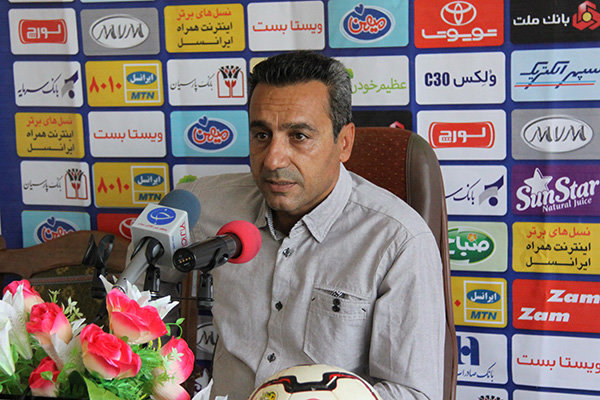 تعلل مسئولان فارس در کمک به فجر تلاش یک ساله بازیکنان را هدر داد