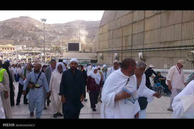 عدهای در شبکههای اجتماعی به دنبال حاشیهسازی در خصوص حج۹۶ هستند زائران بیت الله الحرام در مکه