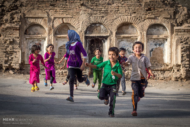 کودکان بافت قدیم شیراز