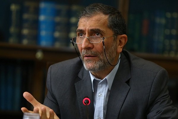 علی اصغر زارعی نماینده مردم تهران درمجلس