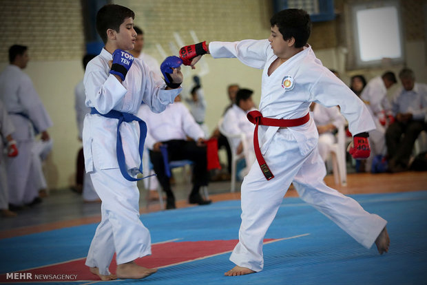 مسابقات کاراته نوجوانان جشنواره ورزشی مهر