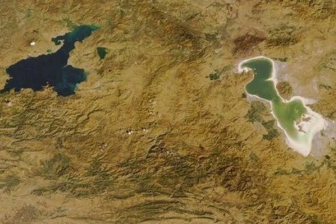 کراپ‌شده - دریاچه ارومیه