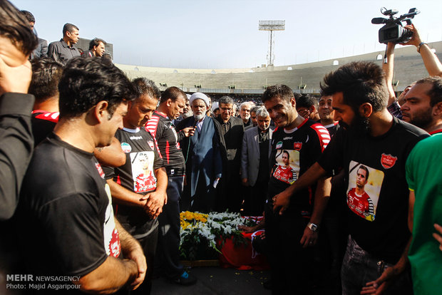 مراسم تشییع پیکر مرحوم هادی نوروزی کاپیتان تیم فوتبال پرسپولیس
