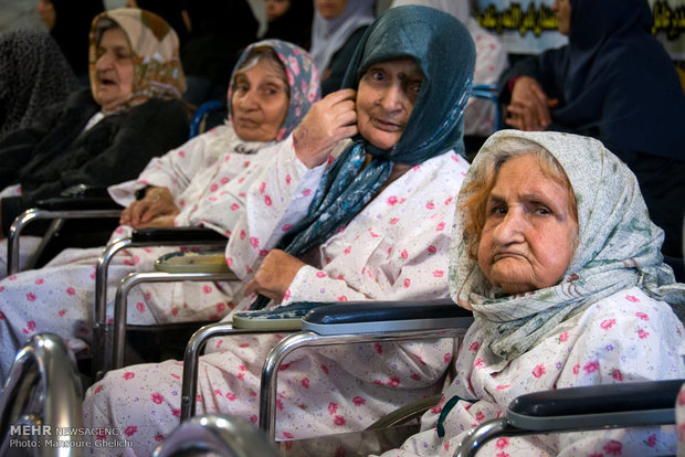 تاثیر نوشیدن چای سیاه بر کاهش احتمال بروز شکستگی در زنان سالمند 1