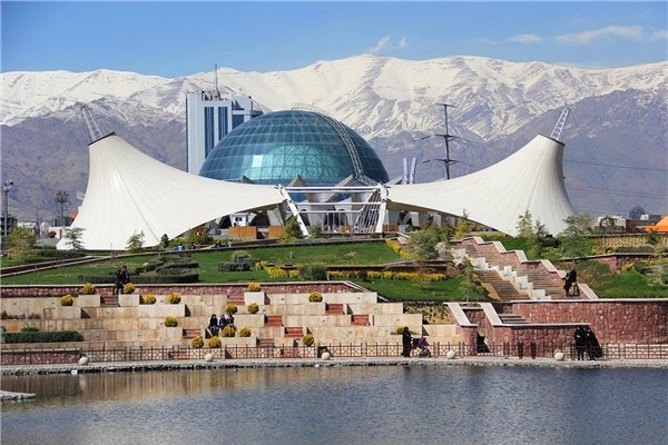 وزش باد به داد هوای تهران رسید؛ کیفیت هوا در مرز پاکی وزش باد به داد هوای تهران رسید؛ کیفیت هوا در مرز پاکی