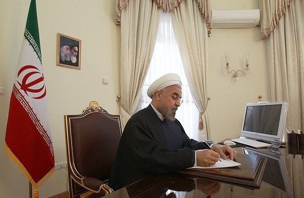 روحانی درگذشت پدر شهیدان اعتمادی را تسلیت گفت