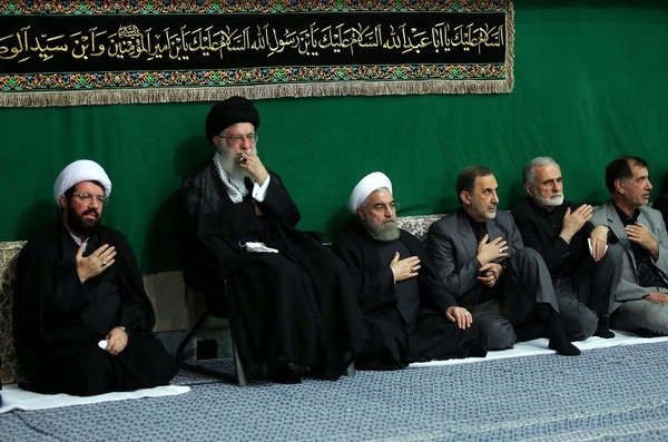 مراسم سوگواری شب عاشورای حسینی با حضور رهبرانقلاب برگزار شد