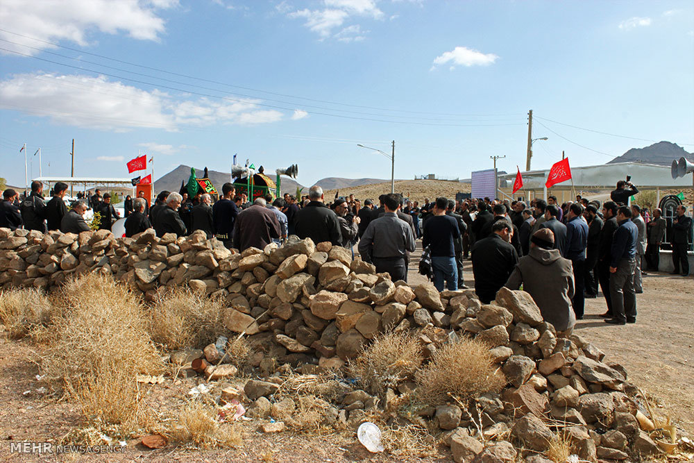 http://media.mehrnews.com/d/2015/10/26/4/1884152.jpg?ts=1445857917495