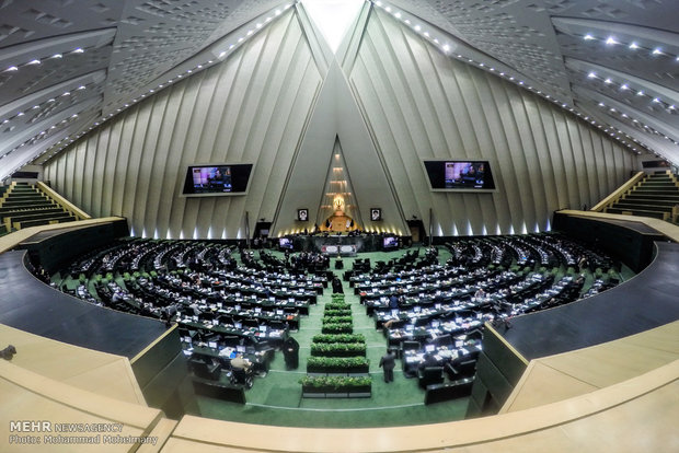 مجلس «تشکیل سازمان مبارزه با مفاسد اقتصادی» را بررسی می‌کند