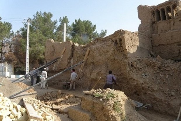 حصار بافت تاریخی اردکان مرمت می‌شود