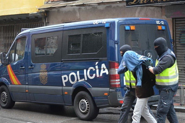 دو عضو گروه تروریستی داعش در اسپانیا بازداشت شدند
