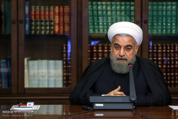 روحانی: سیزده آبان سر منشاء استقلال کشور و استکبار ستیزی است