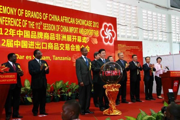 گسترش مناسبات چین و آفریقا موضوع دیدار «وانگ یی» با «زوما»