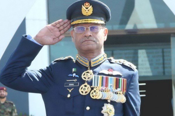 دیدار فرمانده نیروی هوایی پاکستان با پادشاه اردن