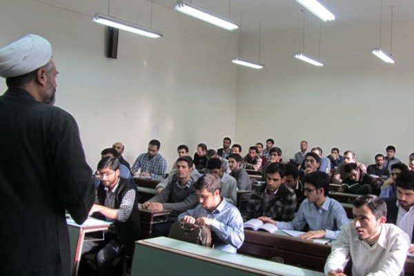 انتقاد مدیران گروه معارف دانشگاهها از طولانی بودن جذب اعضای جدید هیئت علمی انتقاد مدیران گروه معارف دانشگاهها از طولانی بودن جذب اعضای جدید هیئت علمی