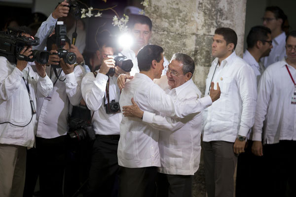 دیدار رؤسای جمهور کوبا و مکزیک با هدف تحکیم روابط تجاری