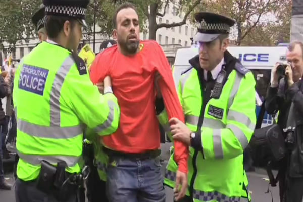 فیلم/ برگزاری تظاهرات ضد سیسی در لندن
