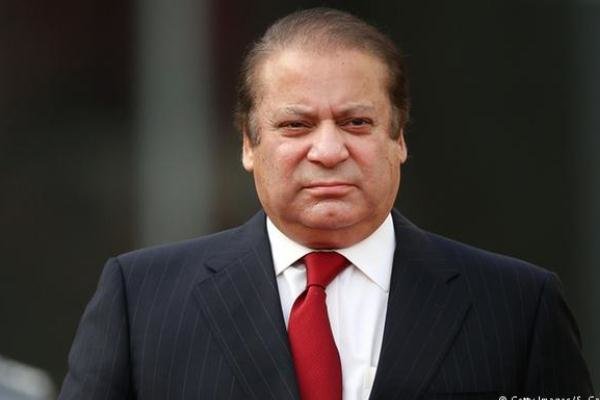 نخست وزیر پاکستان برای سفری سه روزه راهی ترکمنستان شد