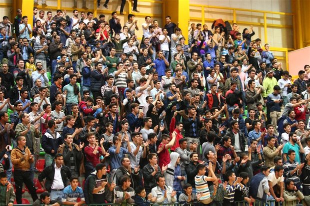 : علیرضا نورانی: هواداران یار هفتم تیم والیبال جواهری گنبد هستند