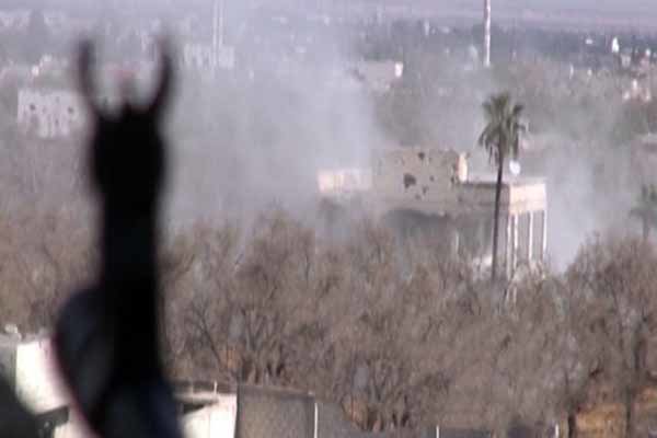 فیلم/ فرار تروریست های داعش از حومه حمص