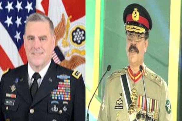 دیدار رئیس ستاد ارتش پاکستان با همتای آمریکایی خود