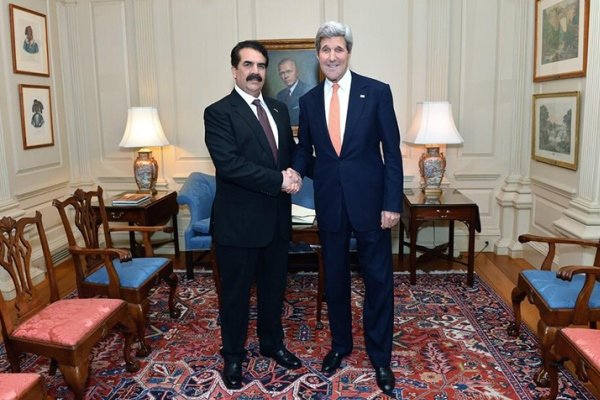 دیدار فرمانده ستاد ارتش پاکستان با وزیر خارجه آمریکا