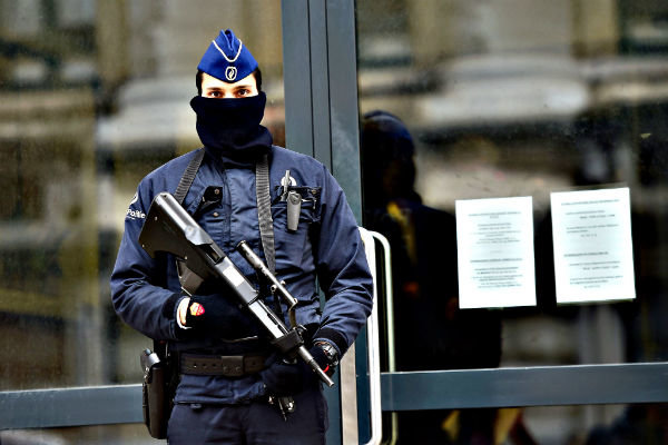 ۵ مظنون مرتبط با تروریست ها در بلژیک دستگیر شدند