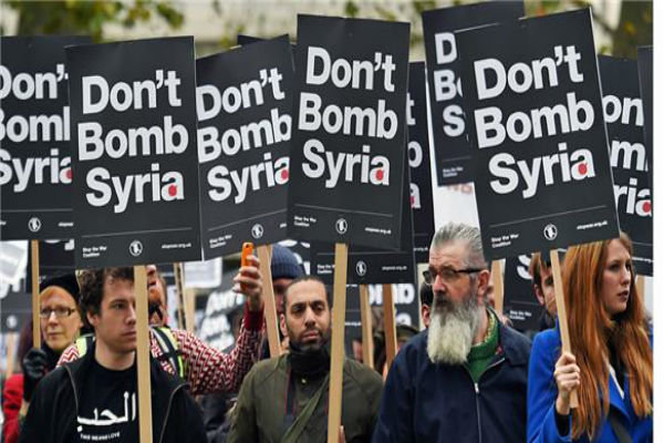 تظاهرات مردم اروپا علیه جنگ افروزی غرب در سوریه