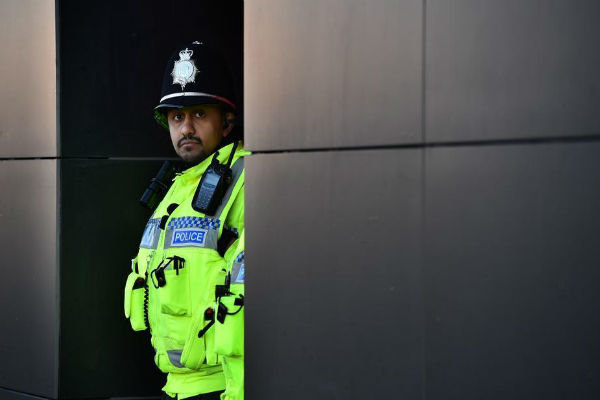پلیس لندن یک مظنون عملیات تروریستی را بازداشت کرد
