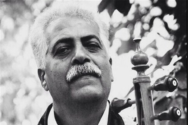 هنرمند موسیقی لرستان نشان درجه یک هنری دریافت کرد کراپشده - فرج علیپور