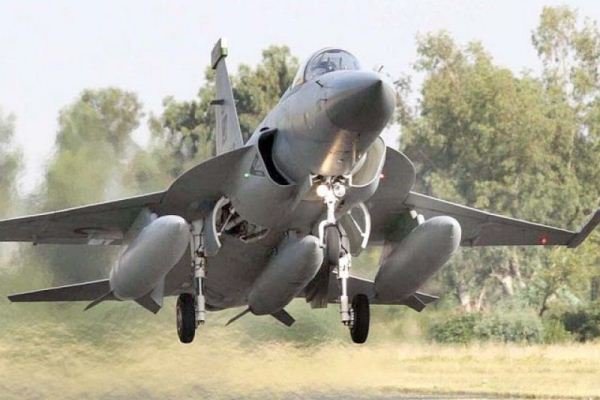 مصر جنگنده «جی اف ۱۷» از پاکستان می خرد