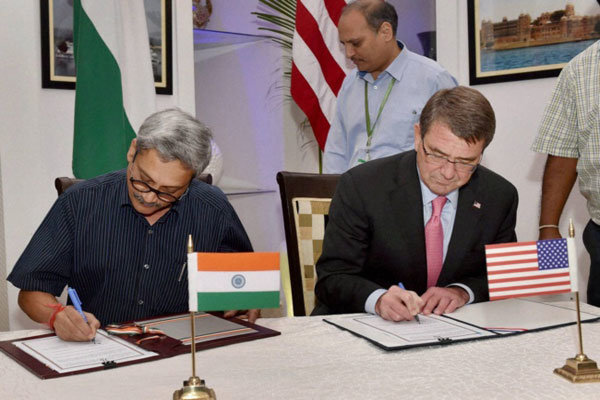 وزیر دفاع هند به آمریکا رفت