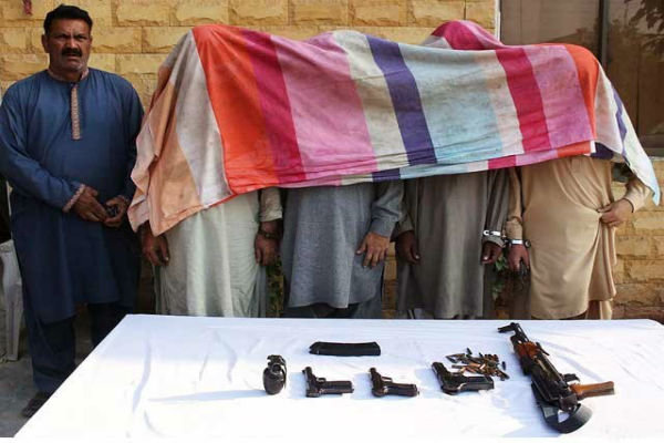 دستگیری عوامل تروریستی گروه «طالبان» و «جنگوی» در کراچی