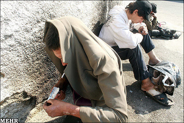 مهمترین عامل گرایش دانشآموزان به اعتیاد مشکلات عاطفی است اعتیاد