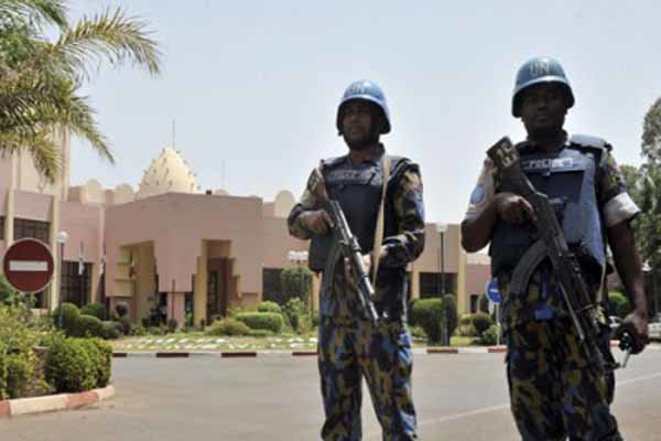 هشدار سرویس اطلاعاتی الجزایر نسبت به بازگشت تروریستها