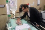 وزیر بهداشت از حمید سبزواری عیادت کرد