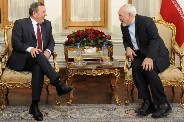 دیدار صدراعظم سابق آلمان و وزیرامورخارجه ایران
