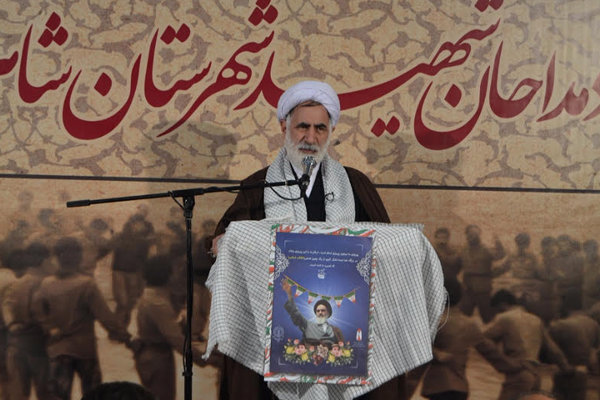 حجت الاسلام حسین روحانی نژاد معاون امور فرهنگی و تبلیغ سازمان تبلیغات اسلامی در یادواره شهدای مداح شاهرود