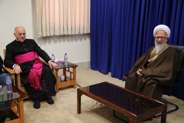 همه انبیا مصدق پیامبران قبل از خود بوده اند جوادی