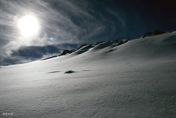 طبیعت زمستان دامنه های قله سبلان