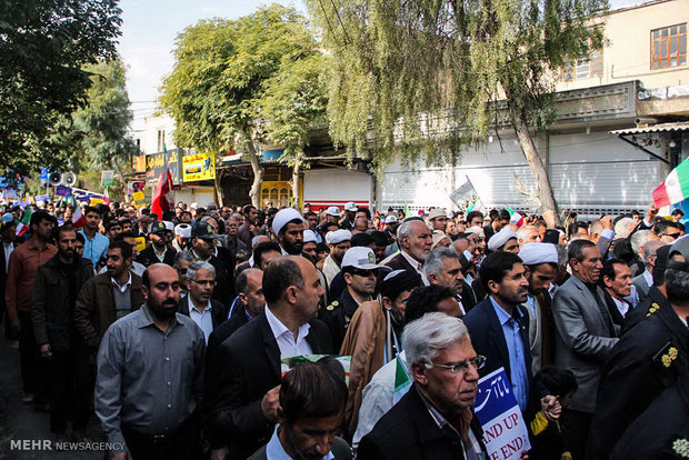 راهپیمایی یوم الله ۲۲بهمن در لارستان